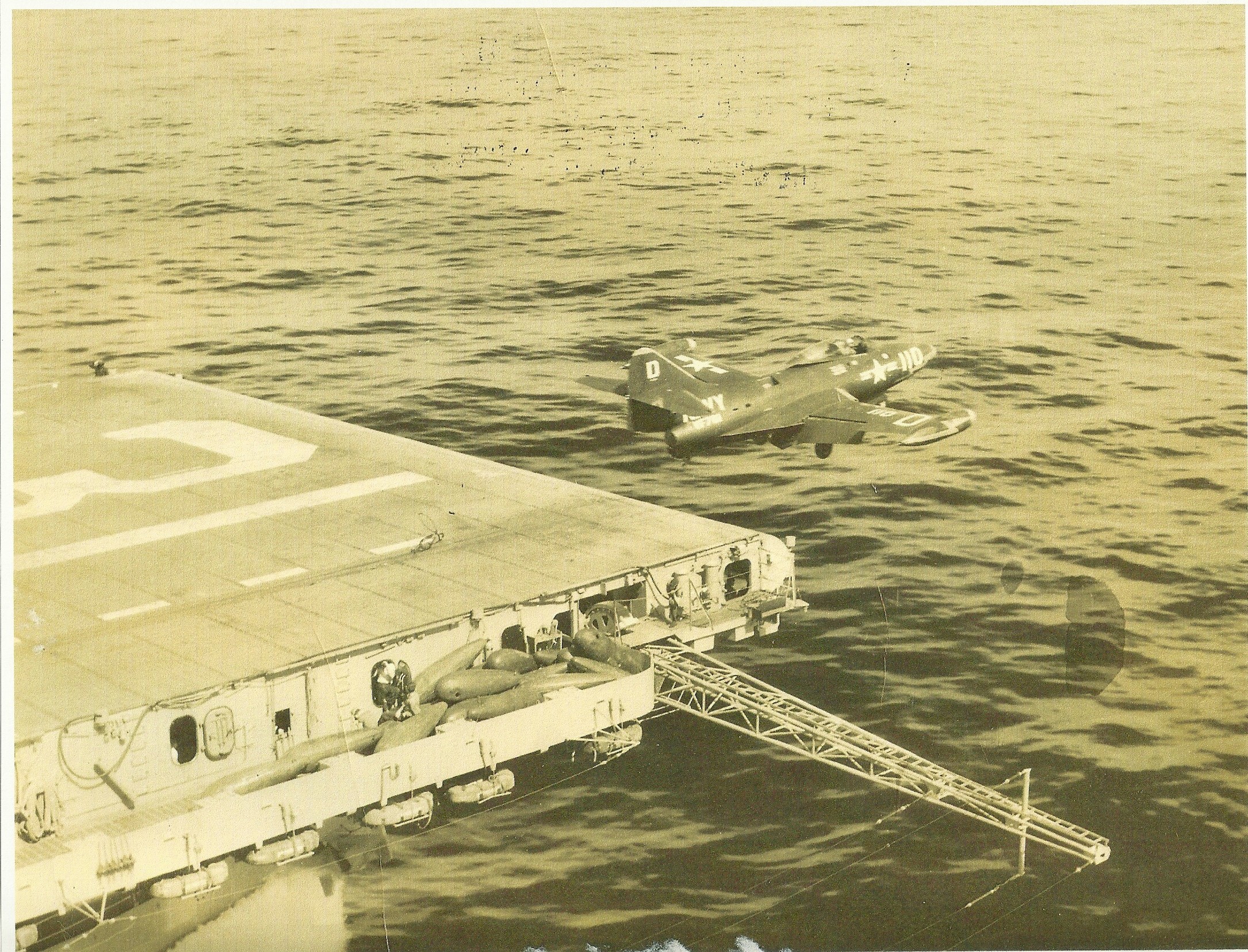 VF-781 F9F-2 launching fron CV-31 Bon Homme, Korea 1951. (Note the Japanese belly tanks - used for Napalm.